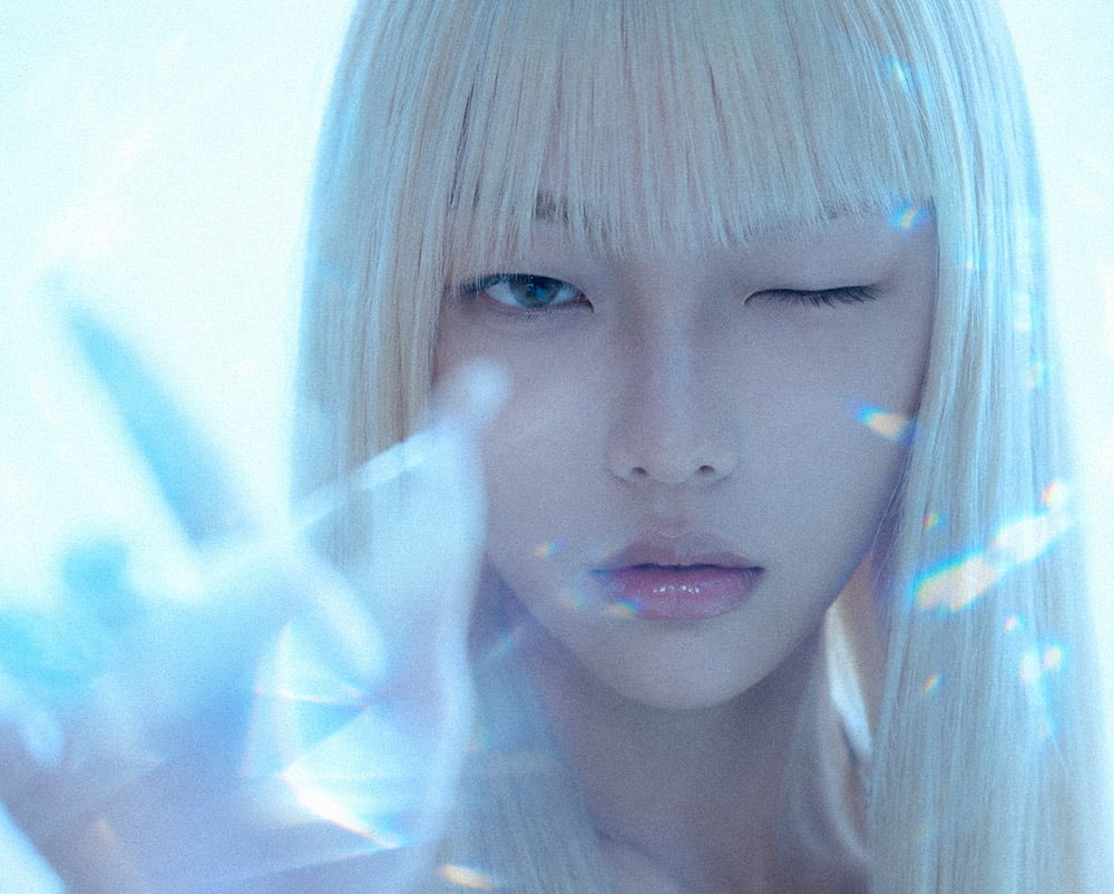 Platinum beauty portrait, AI generated fashion image by Daniele Cardone